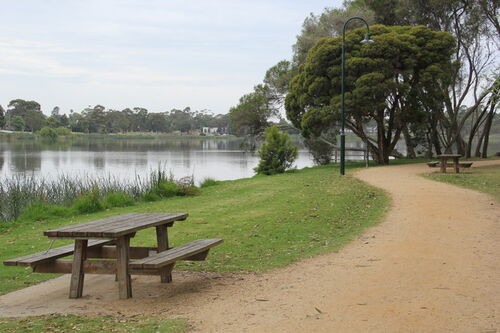 Lake Guthridge Nature Walk