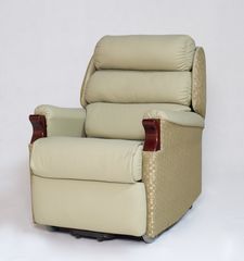 B24 Lift Chair